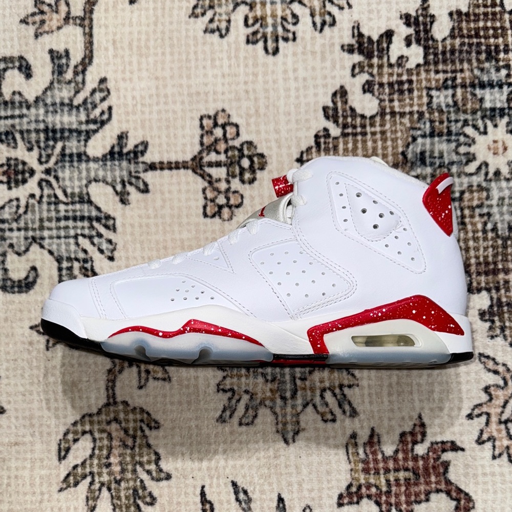 Jordan 6s Red Oreo’s